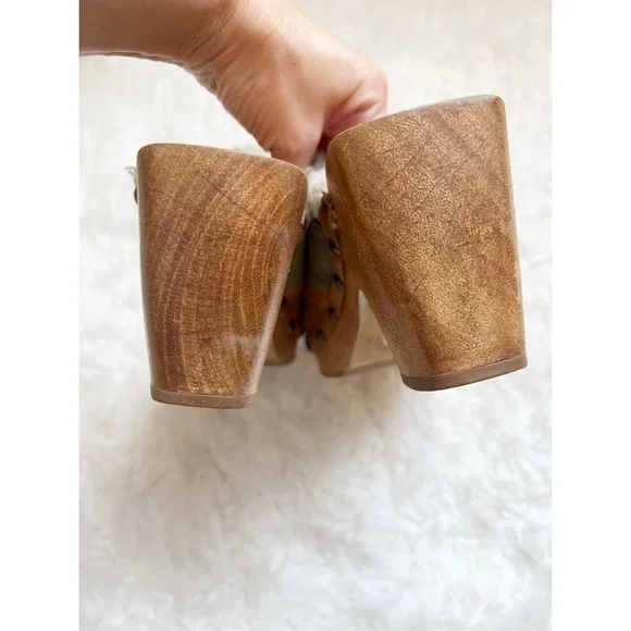 DR. SCHOLL’S Top Gun Wooden Clogs 6 Mules Fur - Picture 6 of 9